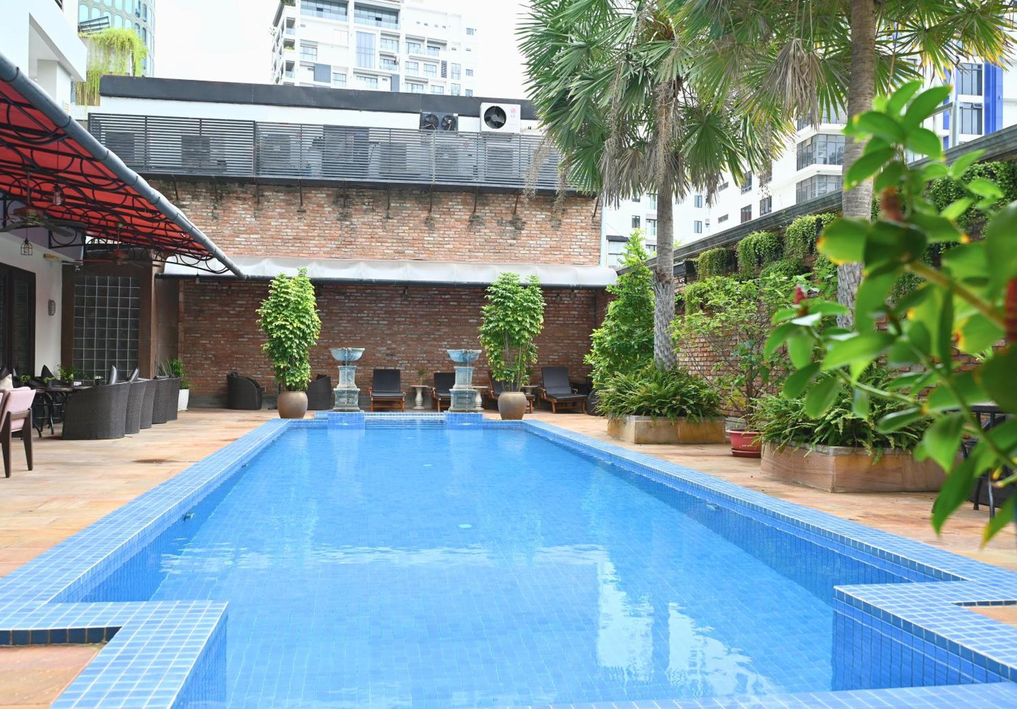 Anik Boutique Hotel & Spa On Norodom Blvd Phnom Penh Exterior photo