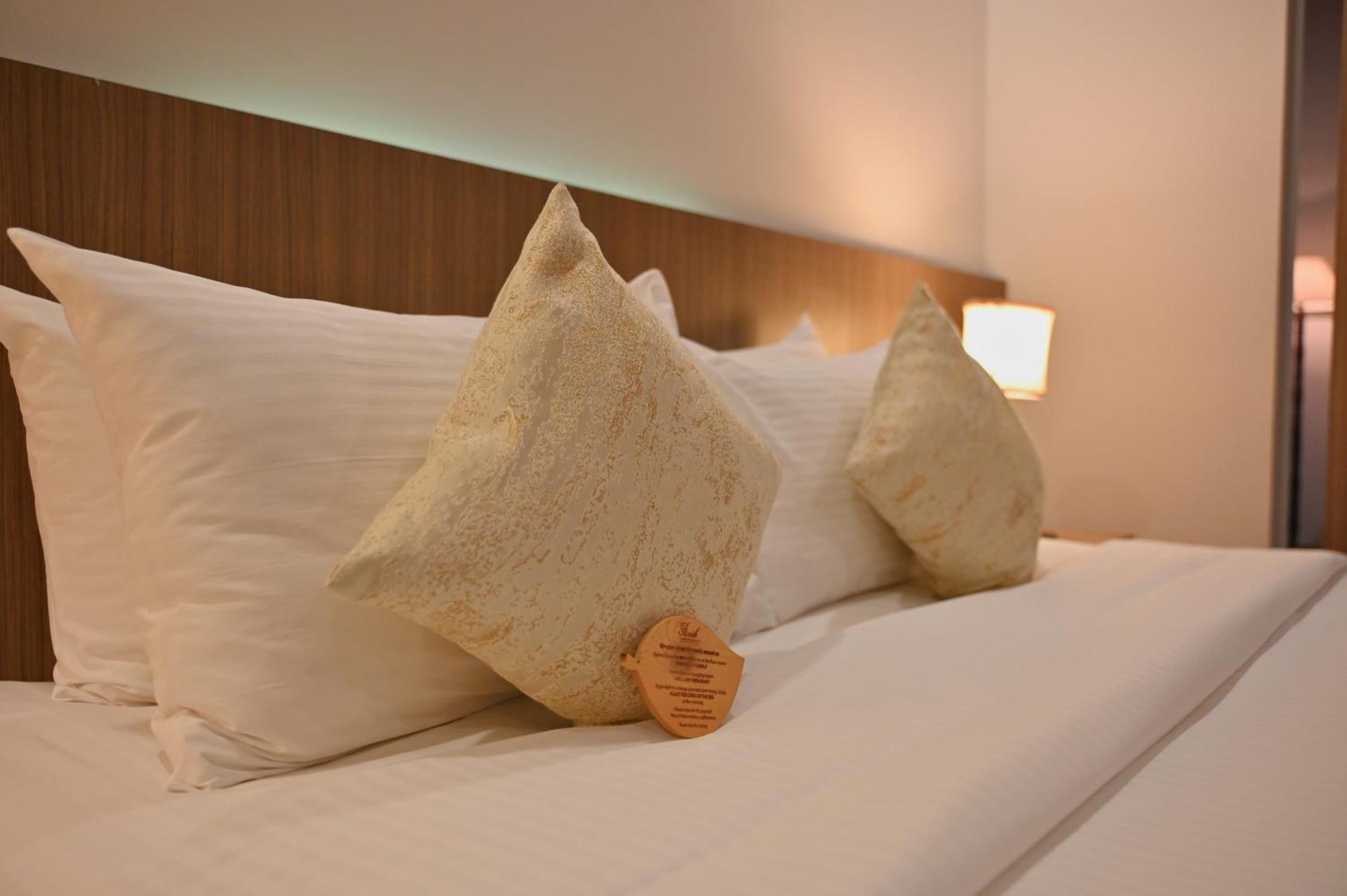 Anik Boutique Hotel & Spa On Norodom Blvd Phnom Penh Exterior photo