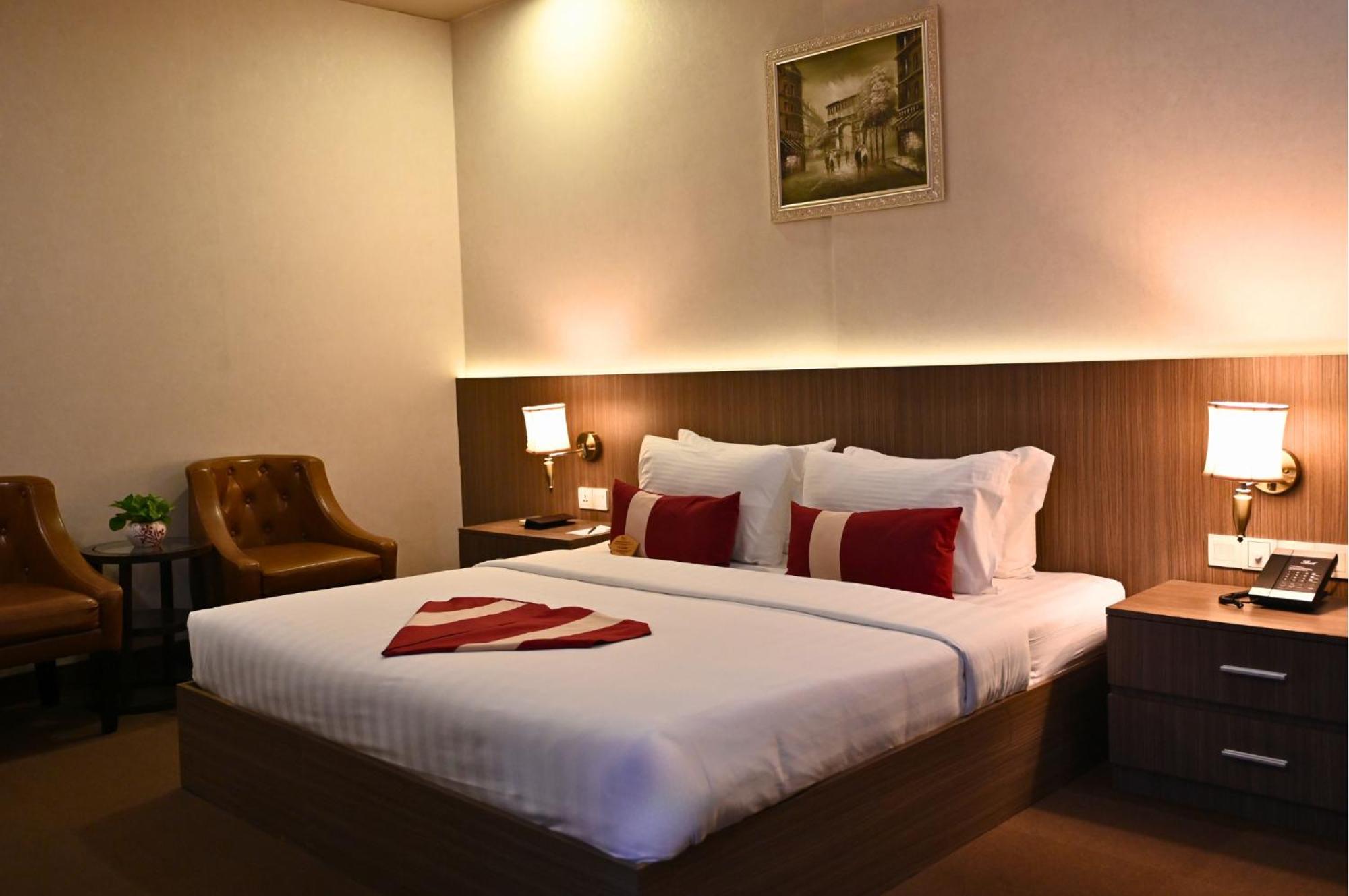 Anik Boutique Hotel & Spa On Norodom Blvd Phnom Penh Exterior photo
